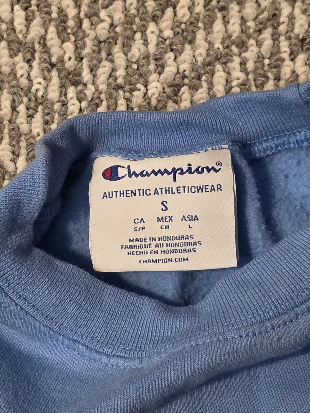 Champion Oakwood University Crewneck Sweatshirt Small S Light Blue Pullover - Picture 2 of 5